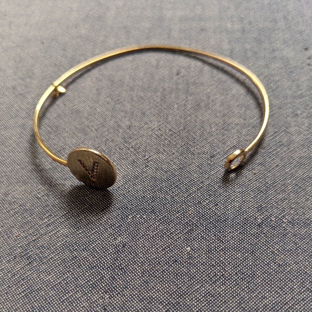 Tai gold monogram "V" initial cuff bracelet